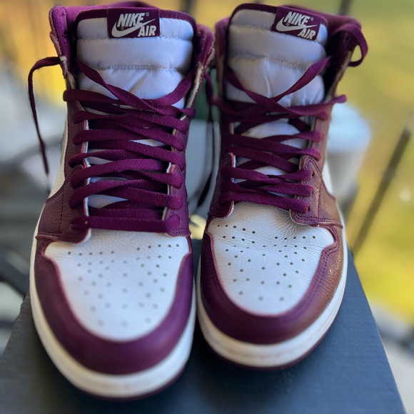 Men’s High OG Jordan 1 BURGUNDY - Picture 3 of 3